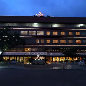 Magnet 5* Kannur